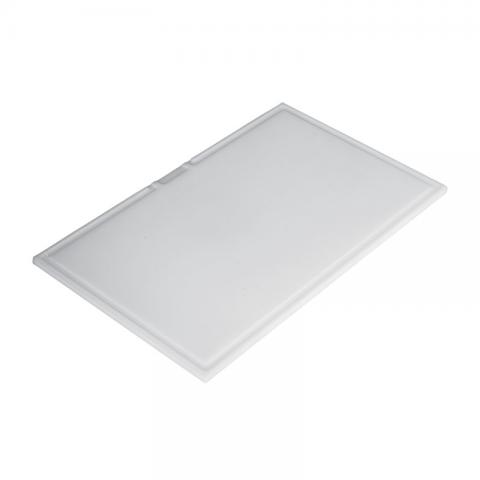 Rectangular polyethylene chopping board